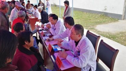 專家團隊進村居，健康守護零距離